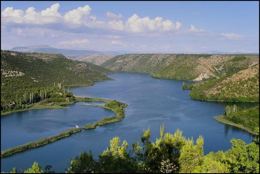 Family Friendly Holiday Home "Ana" Sibenik Luaran gambar